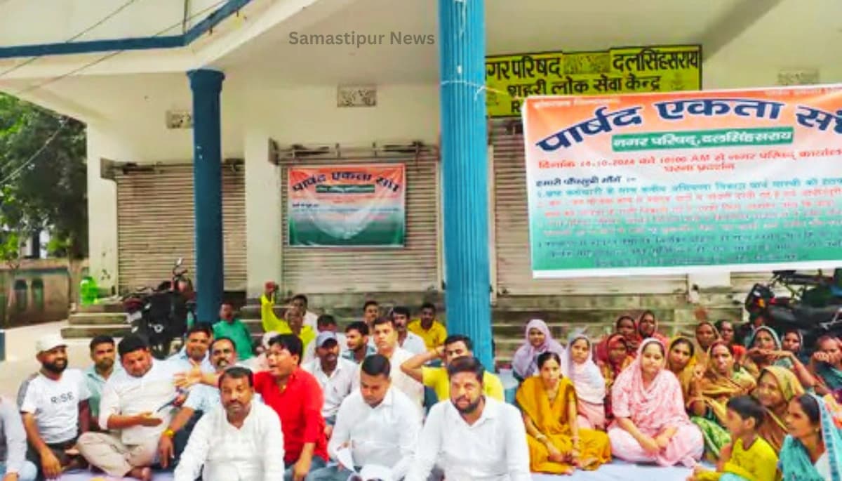 भ्रष्टाचार के खिलाफ पार्षदों की ताबड़तोड़ कार्रवाई: नगर परिषद कार्यालय में ताला! जानें पूरा सच