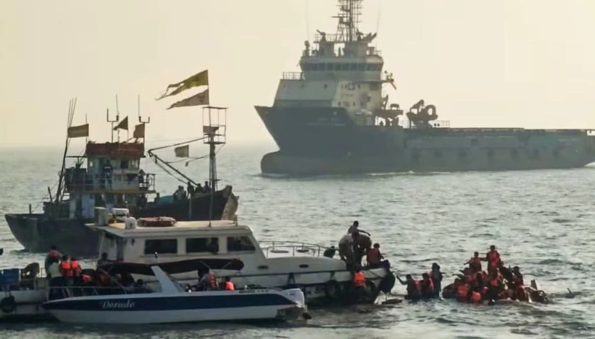 Mumbai Boat Accident: 13 मौतें, 2 लापता, 2 की हालत गंभीर: मुंबई में नेवी की स्पीड बोट से हुआ बड़ा हादसा
