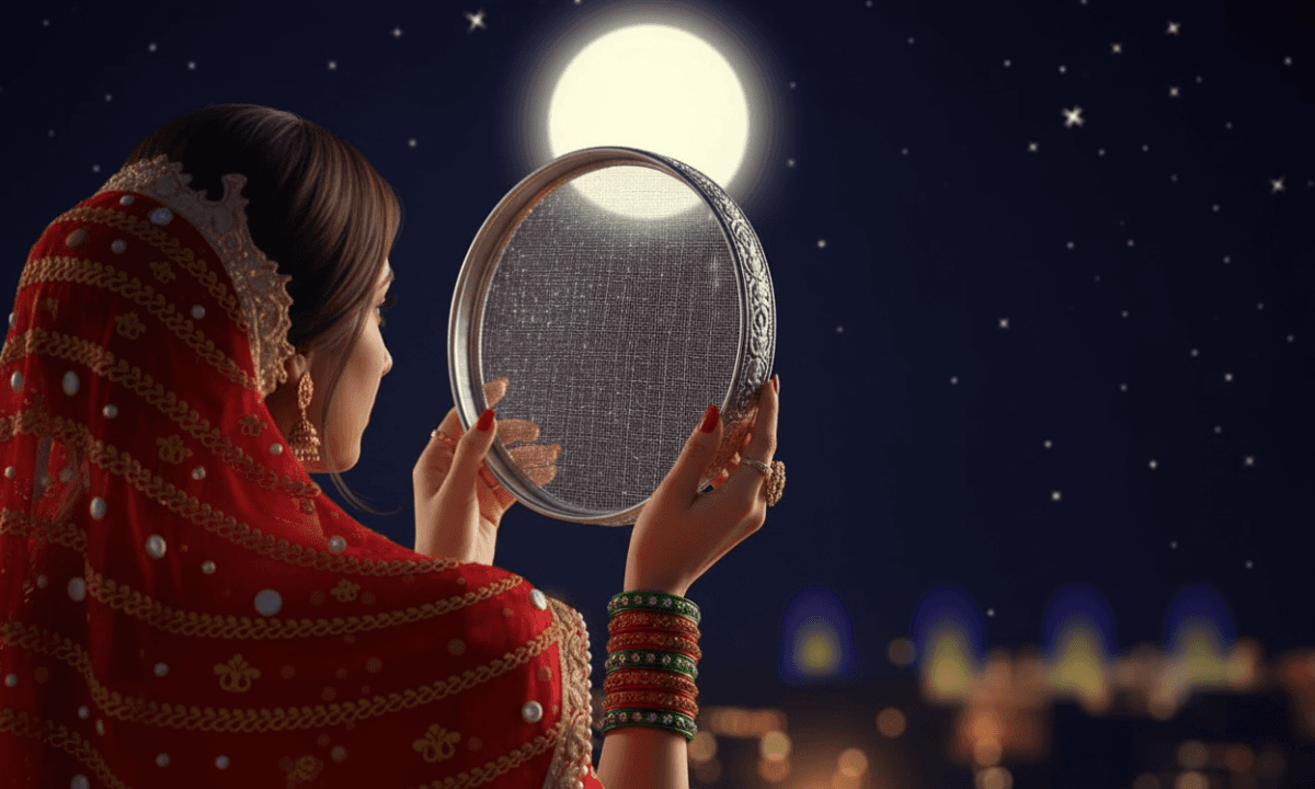 Karwa Chauth 2025 Upay: वैवाहिक जीवन में खुशहाली के लिए करें ये खास उपाय