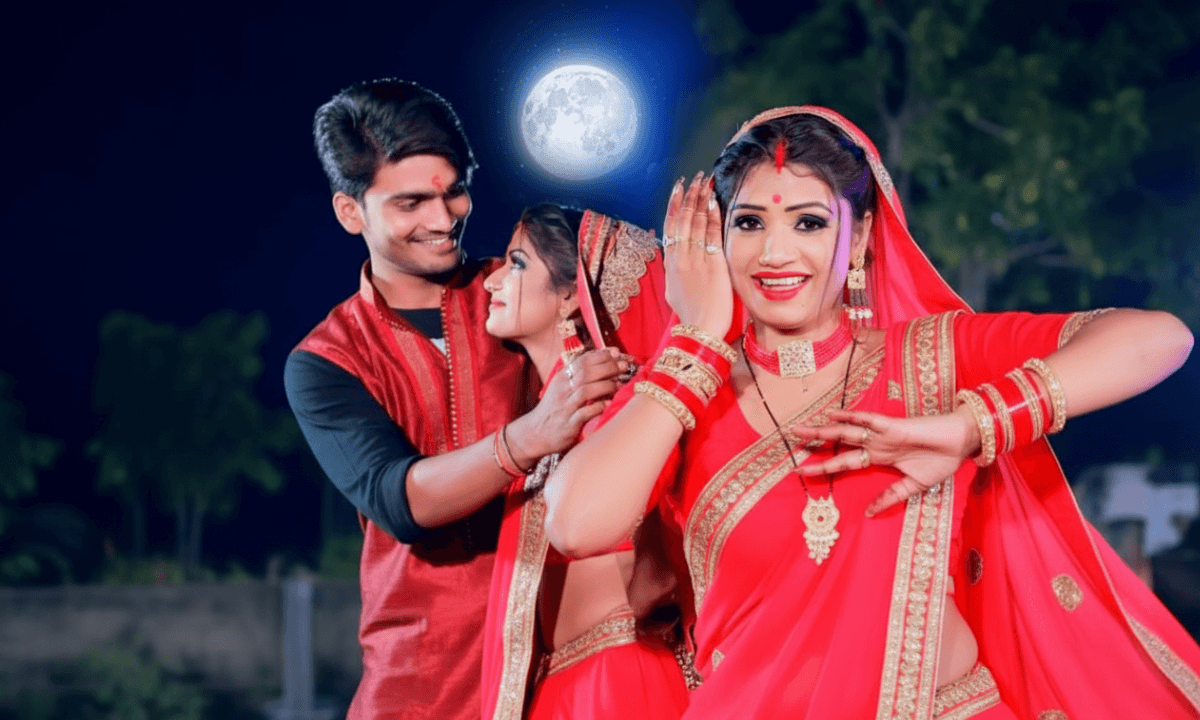 Karwa Chauth Special Bhojpuri Geet: करवा चौथ 2025 पर धूम मचा रहा शिल्पी राज का रोमांटिक गीत ‘चाँद और पिया