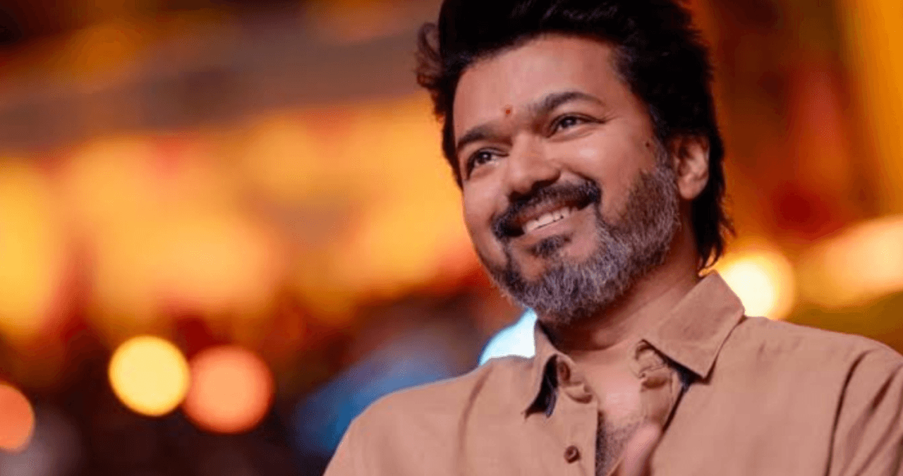 Thalapathy Vijay: सीएम लिखते ही गूंज उठे थिएटर! विजय की फिल्म में दिखा नया टाइटल कार्ड, फैंस ने शुरू किया जश्न