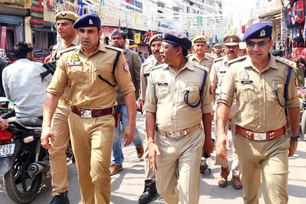 Hindi News: UP सरकार का बड़ा एक्शन: CO अनुज चौधरी की क्लीन चिट रद्द, अब सामने आएगा सच या साजिश?