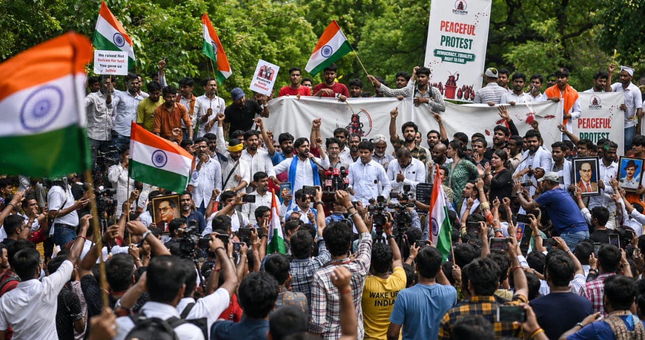CJP प्रोटेस्ट में जमकर बरसी लाठी, पुलिस ने किया कई प्रदर्शनकारियों का डिटेन